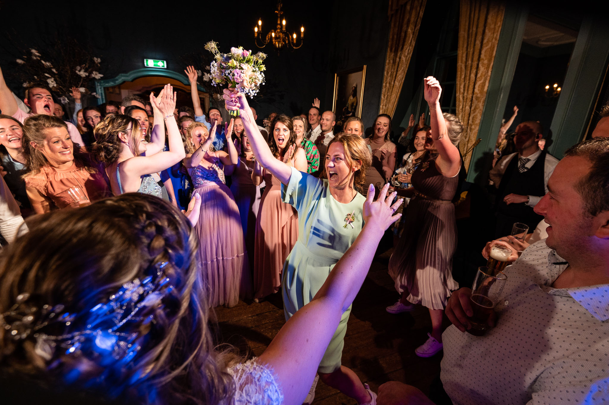 Previews-Trouwfoto-Kasteel-Wijenburg-Echteld-Nicole-Anco-31